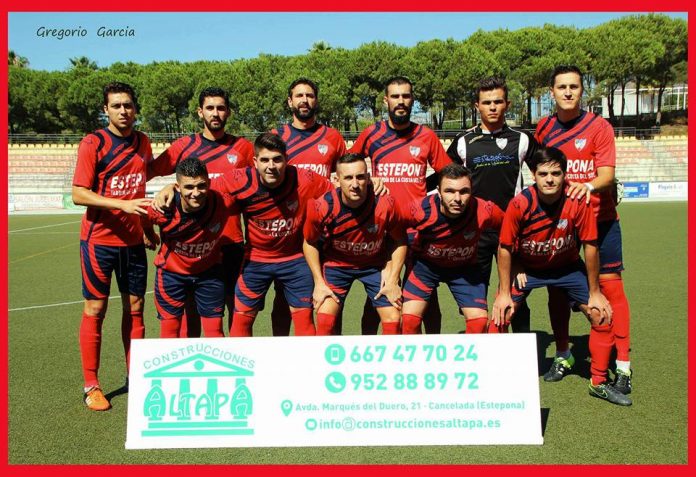 Foto del CD Estepona en casa