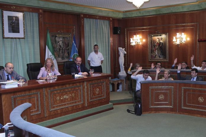 Foto votación pleno Mb