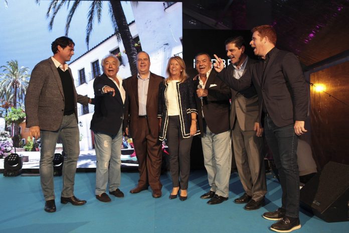 Foto acto Virtuoso