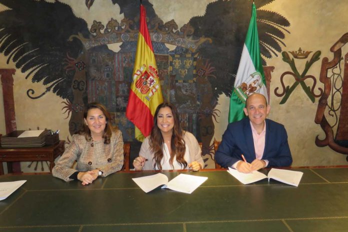 Foto convenio Casa Global Gift