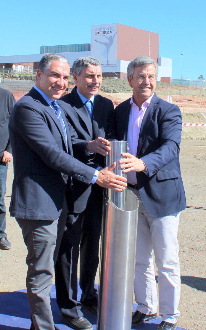 Foto primera piedra