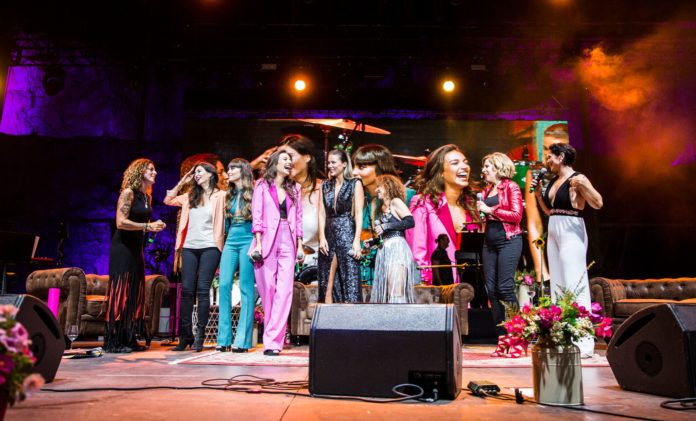 Foto concierto mujeres