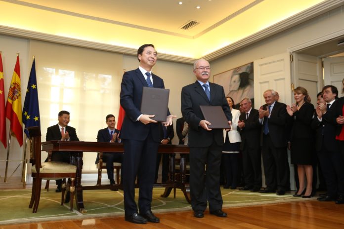 Mao Jianhong y Manuel Morón 1