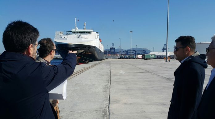Visita del director gral APBA a la ampliación de la Terminal Ro-ro