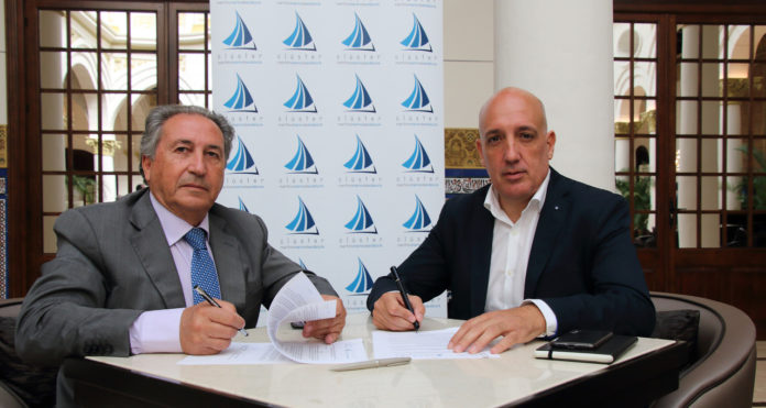 Firma convenio Marinas de Andalucia y Cluster Maritimo Marino de Andalucia