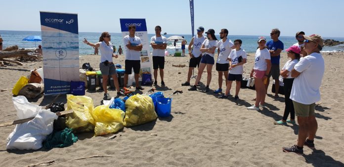 recogida residuos playa regatistas