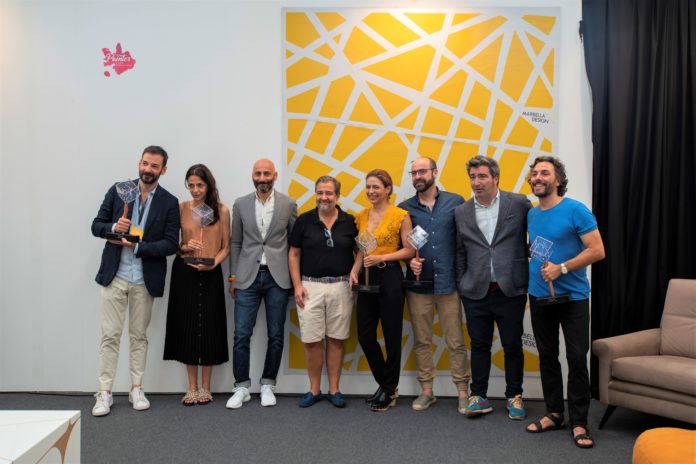 De izquierda a derecha: Erico Navazo, interiorista; Carolina Abril, directora ejecutiva de Marbella Design; David Jiménez, director creativo de Marbella Design; Alejandro Zaia, director general de Marbella Design; Nayra Iglesias, arquitecto e interiorista; Fernando Conde, de Ramos y Cobos; Sergio Sánchez Pardo, director creativo de Marbella Design y Javier Iturralde, consultor de arte de Saisho.