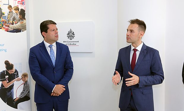 Picardo-y-Costa-en-el-momento-de-la-inauguración-620x375
