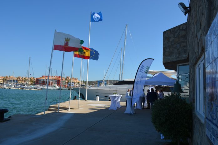 bandera azul pto sotogrande 19 -3