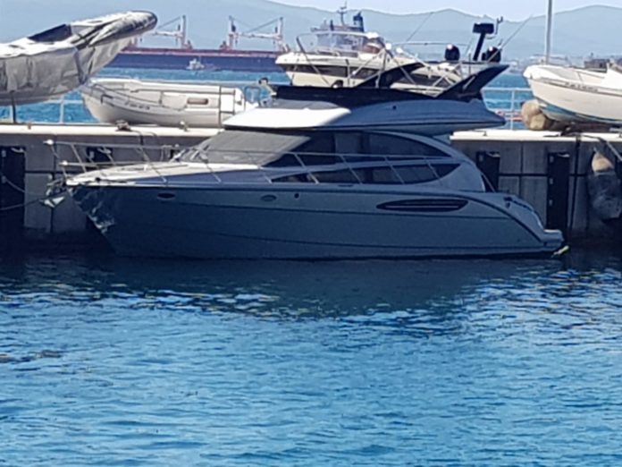 Foto de Infogibraltar: The-200000-luxury-vessel-that-was-seized-from-Ocean-Village