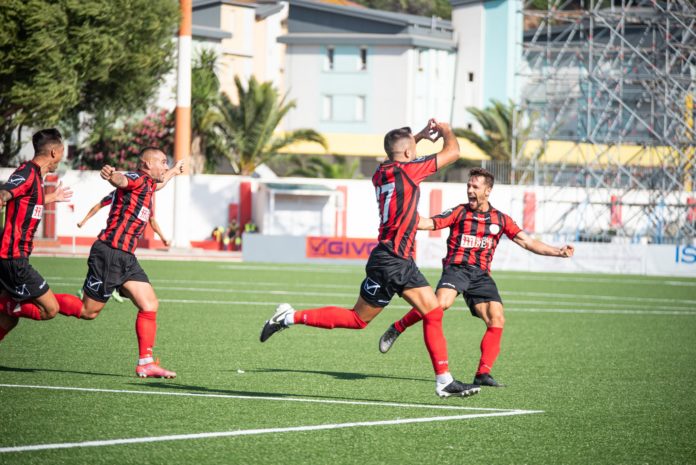 Foto gol LR