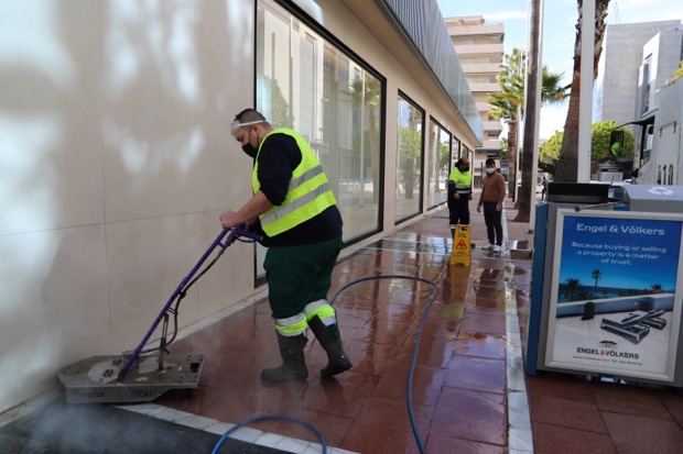 limpieza-puerto-banus-recuperacion