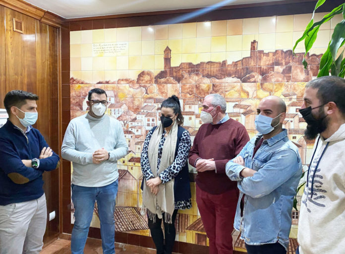 RUEDA PRENSA CASARES