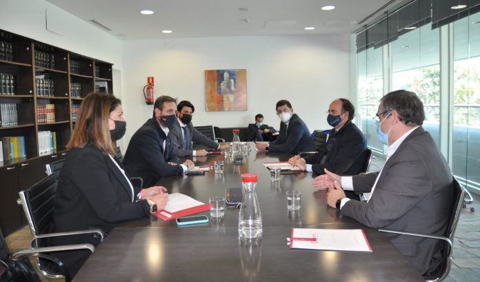 Encuentro Cámara Puerto Bauza ETS