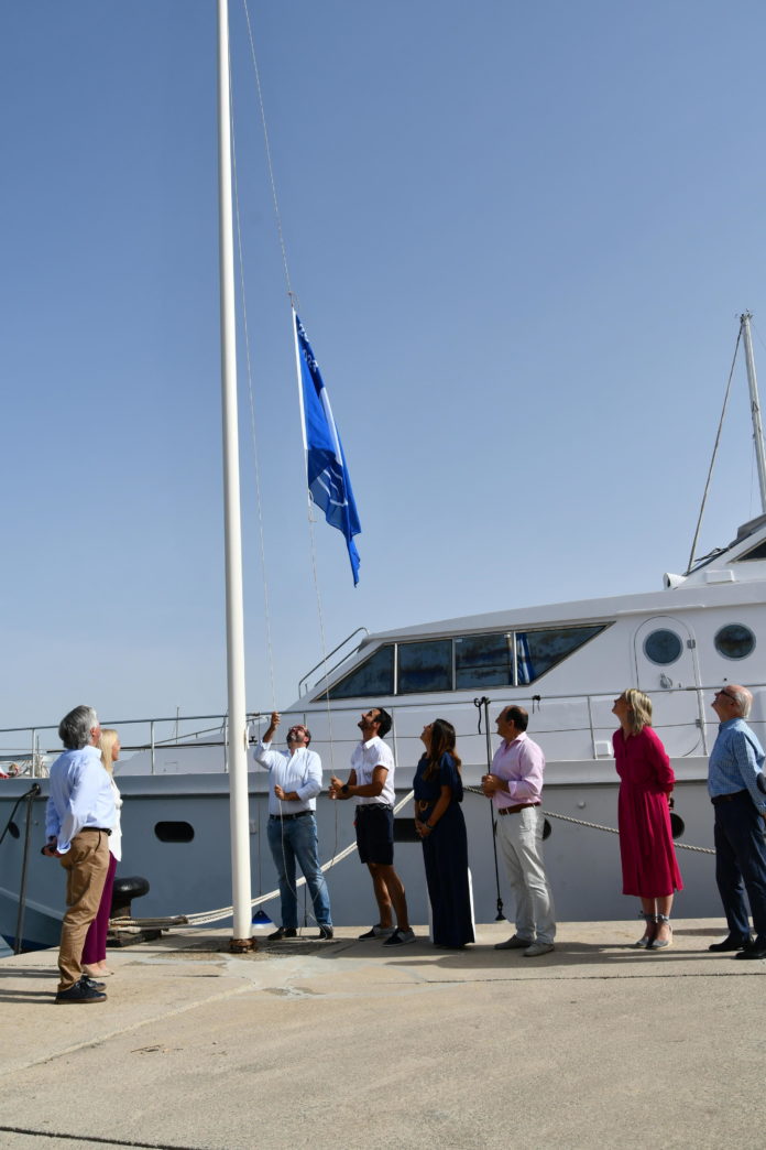 2022-bandera-azul-puerto-sotograndeDSC_9405