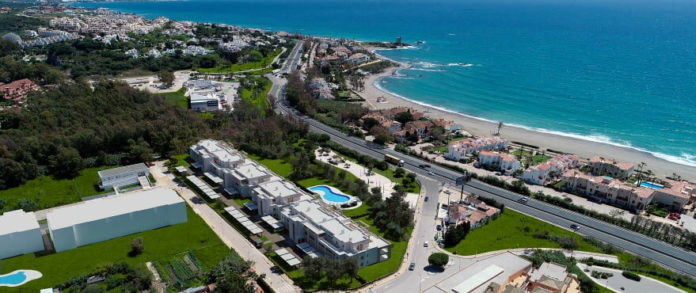 A1_Solemar_apartments_Casares_aerea_2-880x370