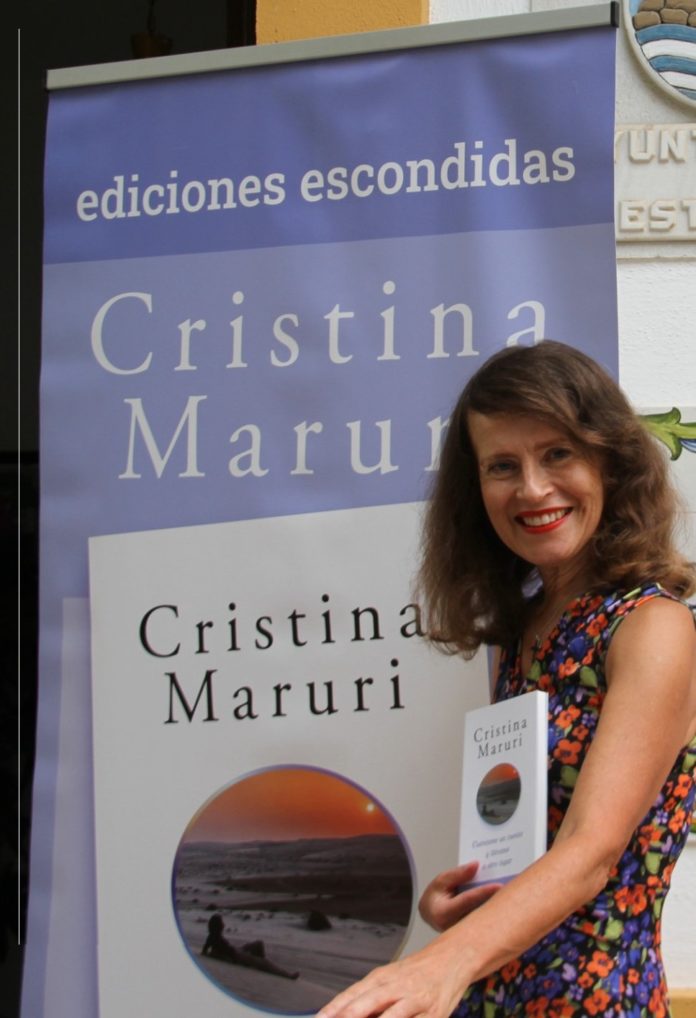 La escritora Cristina Maruri