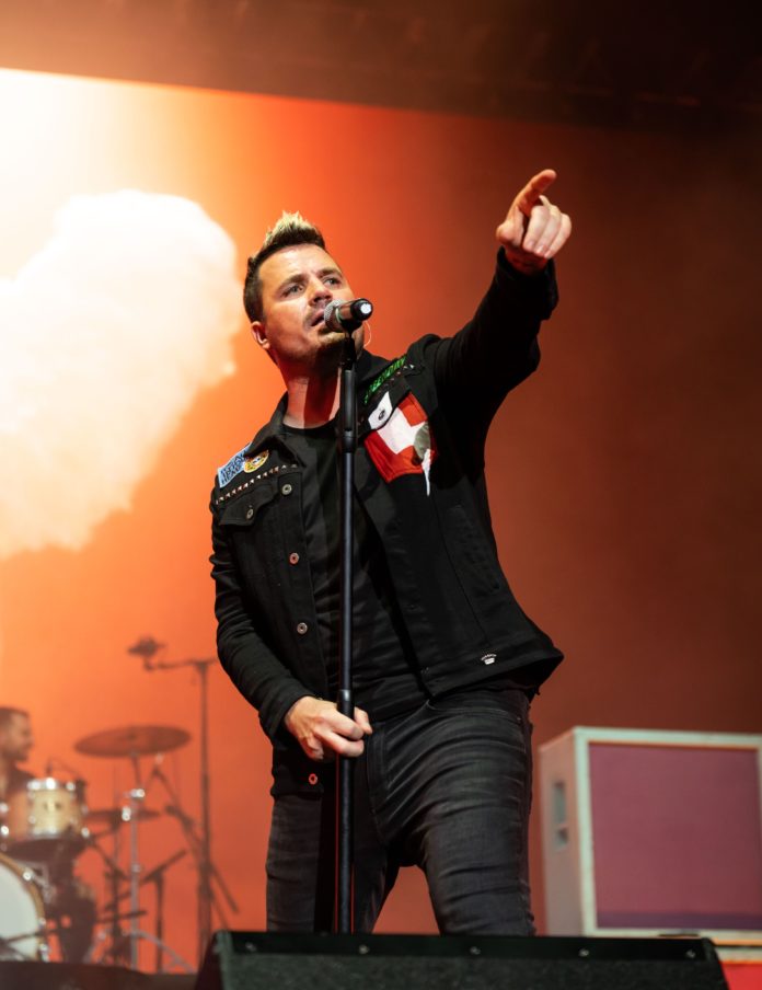 kadbT11c (1)