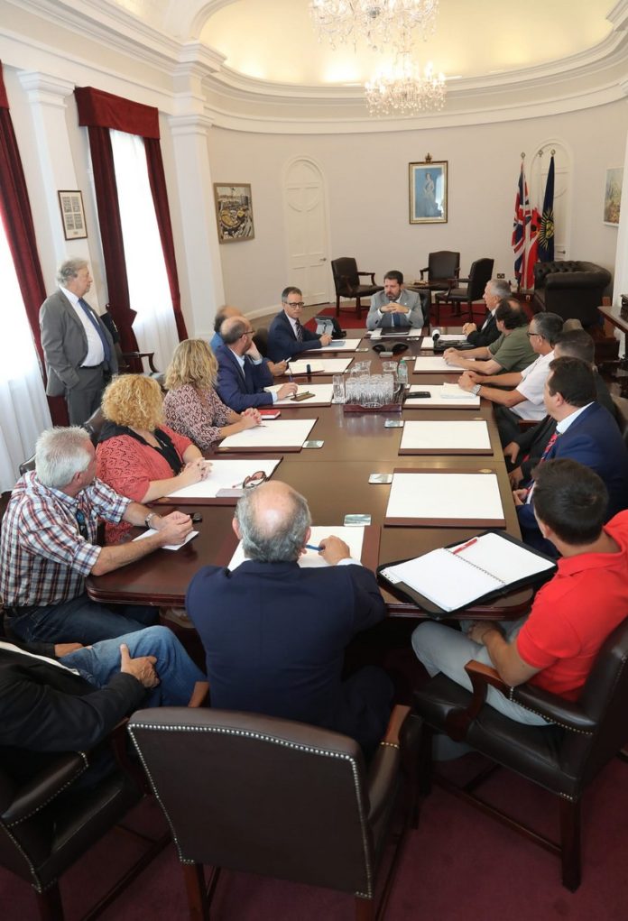 221013 Reunión del Gobierno de Gibraltar con el Grupo Transfronterizo - 2