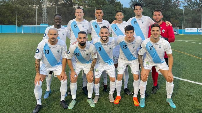 ONCE-INICIAL-PIZARRA