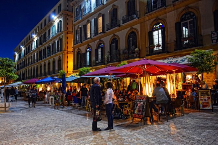 bares-plaza-de-la-merced-9919