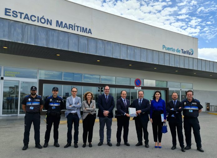 Puerto de Tarifa. Prácticos Estrategia Verde APBA