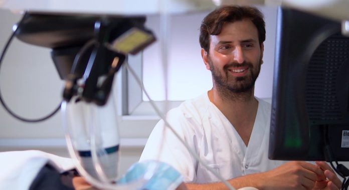 dr_nagib_nodulos_tiroideos_hifu_quironsalud_marbella