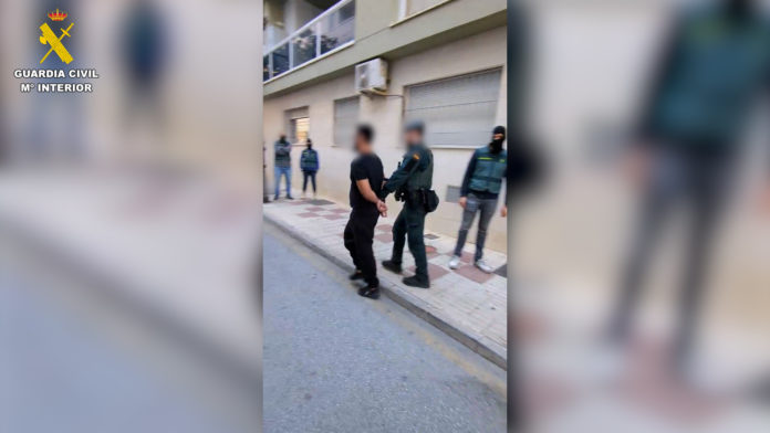 2023-11-27_op_male_malaga_01