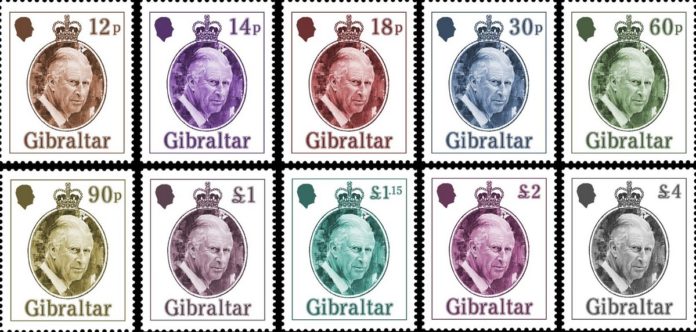 Colección de sellos de Gibraltar con la imagen del Rey Carlos III