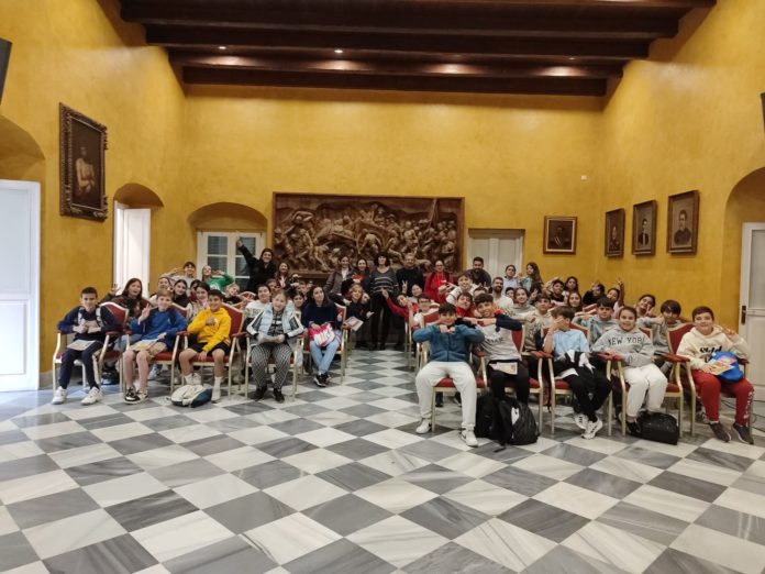 1.jpeg estud Manilva