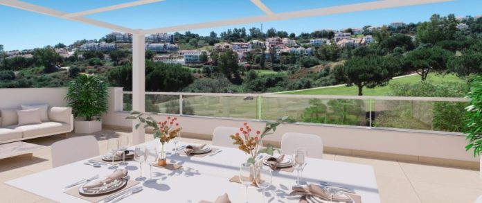 Áticos con vistas al campo de golf y la naturaleza de Solana Village