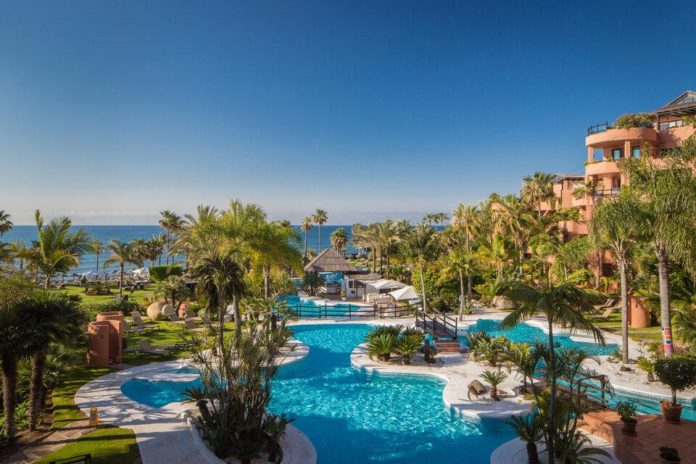 rsz_agp_pool_view