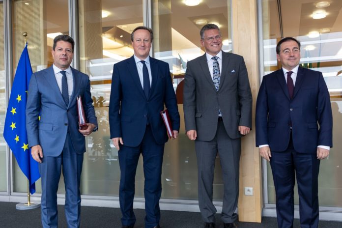 Fabián Picardo, DAvid Cameron, Maros Sefcovic y José Manuel Albares