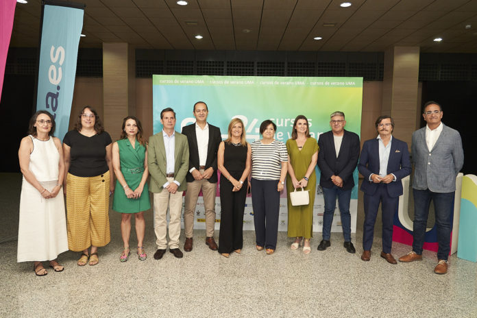 Foto de familia inicio cursos