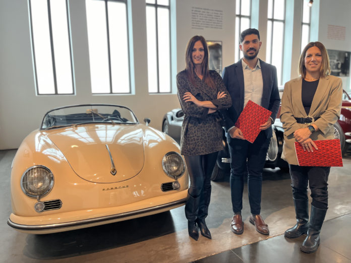 Patrocinio_CentroPorscheMarbella_MarGonzález_Juan EstebanSáez_ElviraCarrera