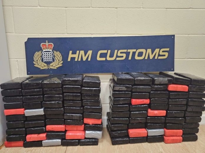 Alijo incautado de 120 kg de cocaína