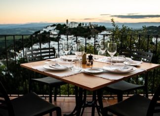 Sarmiento Brasa Andaluza, nuevo restaurante recomendado de la Guía Michelin en Casares