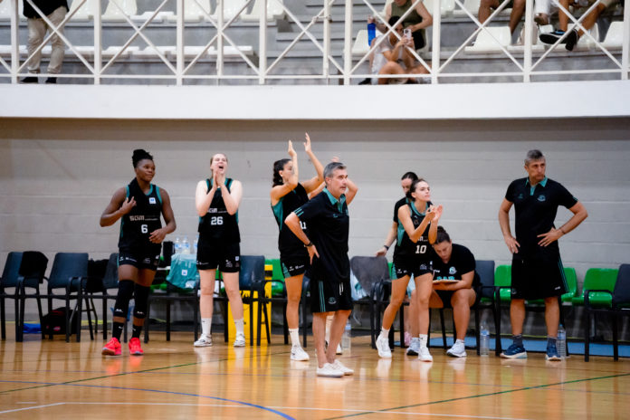 ESTEPONA VS CASTORS BRAINE-116