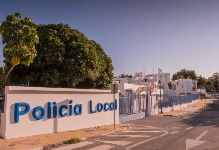 FOTO JEFATURA POLICIA Y COCHE NUEVO 08-10-20-8