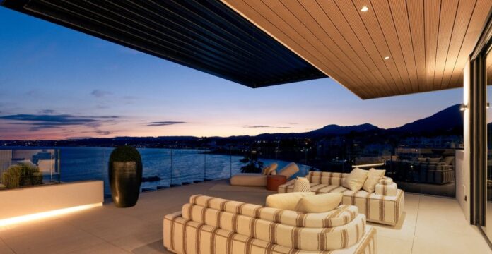 Vistas atardecer terraza Ikkil Bay