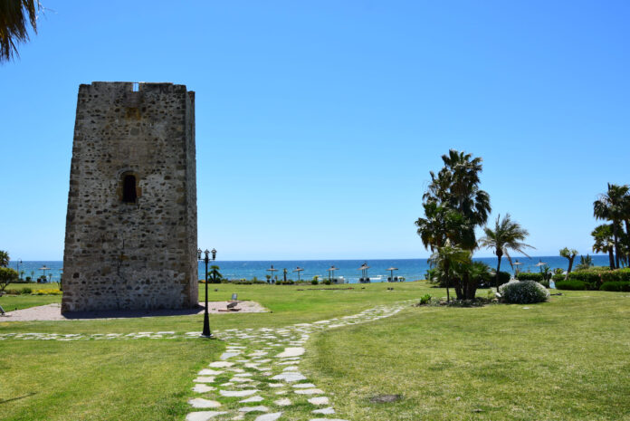 11 Estepona - Torre almenara